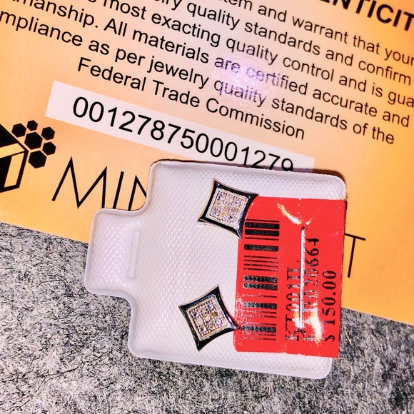 10k gold vermeil real diamond earring not CZ not fake 100% real best gift ever! - Picture 1 of 5